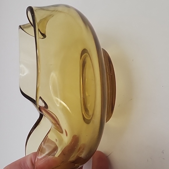 Vintage Anchor Hocking Amber Glass Folded Edge Bowl 5" X 2.5" - Picture 9 of 10